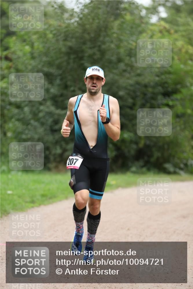 30.08.2026 - Elbe Triathlon Hamburg Antke Förster http://msf.ph/oto/10094721 30.08.2026 09:26:30 Laufen 207 meine-sportfotos.de