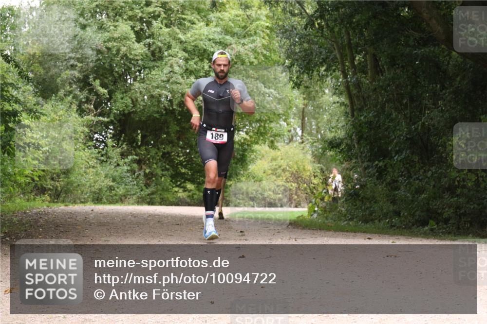30.08.2026 - Elbe Triathlon Hamburg Antke Förster http://msf.ph/oto/10094722 30.08.2026 09:43:20 Laufen 189 meine-sportfotos.de