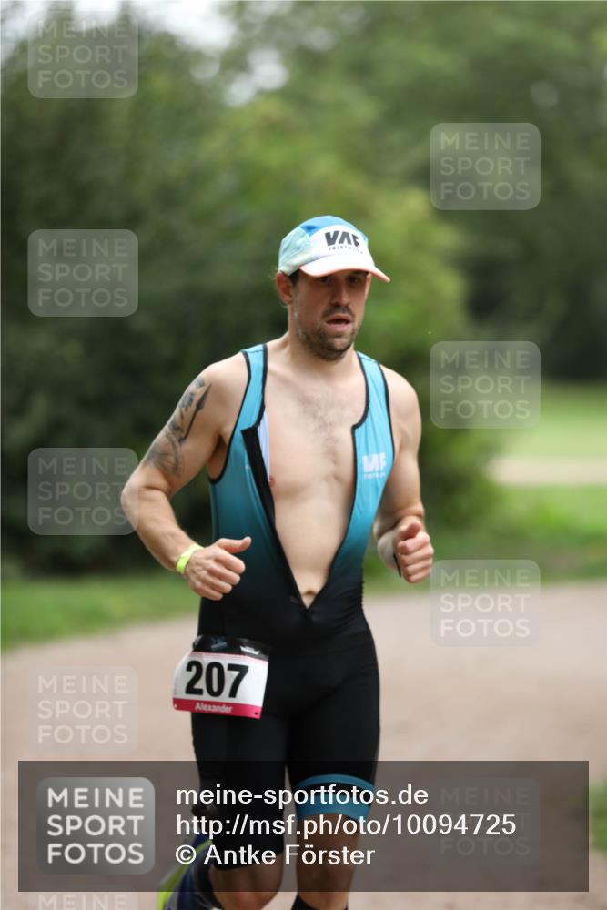 30.08.2026 - Elbe Triathlon Hamburg Antke Förster http://msf.ph/oto/10094725 30.08.2026 09:26:31 Laufen 207 meine-sportfotos.de