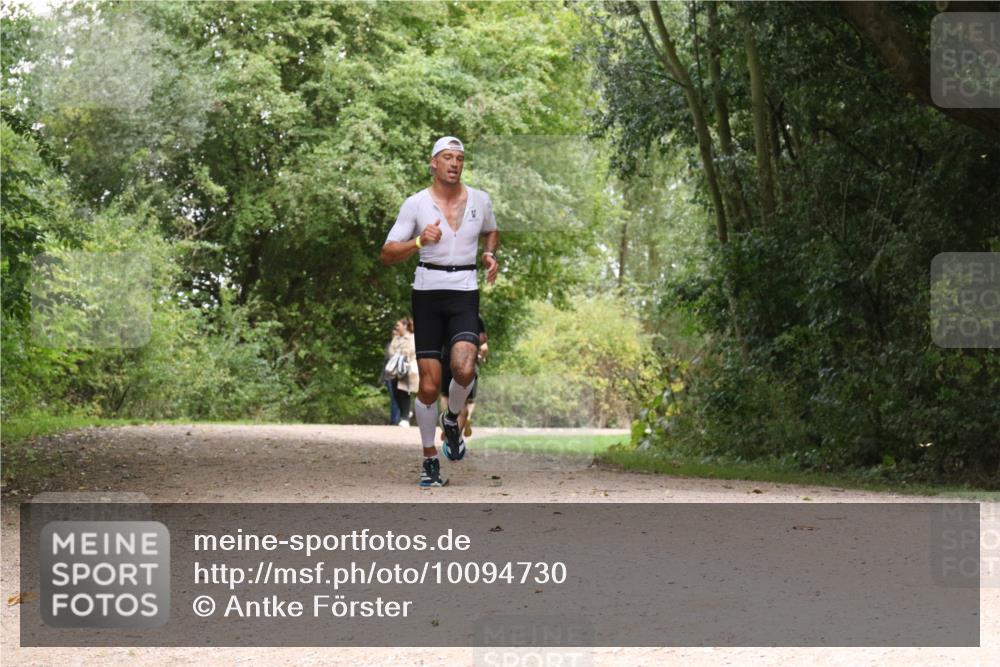 30.08.2026 - Elbe Triathlon Hamburg Antke Förster http://msf.ph/oto/10094730 30.08.2026 09:43:38 Laufen  meine-sportfotos.de