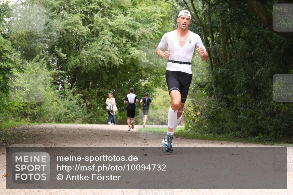 30.08.2026 - Elbe Triathlon Hamburg Antke Förster http://msf.ph/oto/10094732 30.08.2026 09:43:39 Laufen  meine-sportfotos.de