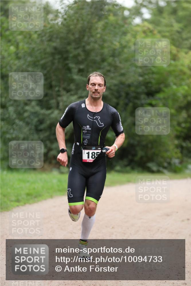 30.08.2026 - Elbe Triathlon Hamburg Antke Förster http://msf.ph/oto/10094733 30.08.2026 09:27:29 Laufen 185 meine-sportfotos.de