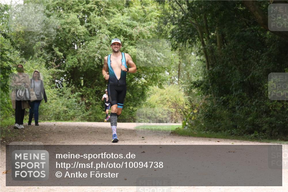 30.08.2026 - Elbe Triathlon Hamburg Antke Förster http://msf.ph/oto/10094738 30.08.2026 09:44:02 Laufen  meine-sportfotos.de