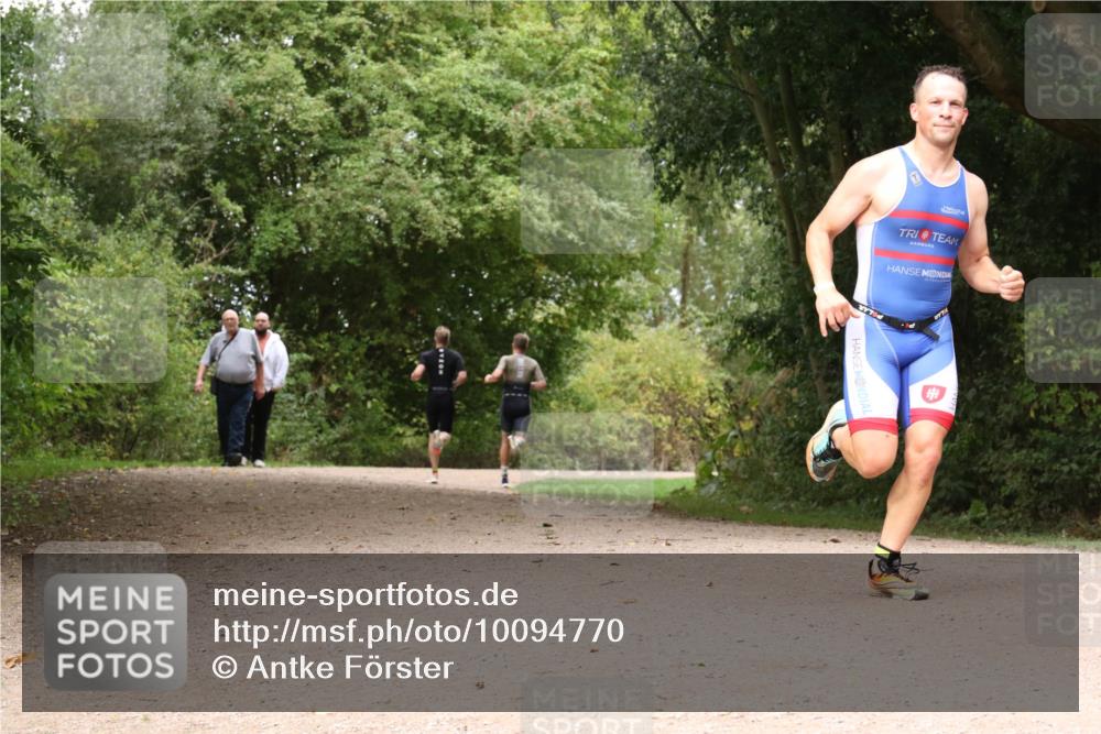 30.08.2026 - Elbe Triathlon Hamburg Antke Förster http://msf.ph/oto/10094770 30.08.2026 09:45:26 Laufen  meine-sportfotos.de