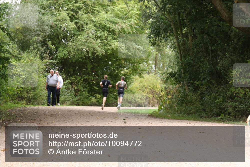 30.08.2026 - Elbe Triathlon Hamburg Antke Förster http://msf.ph/oto/10094772 30.08.2026 09:45:27 Laufen  meine-sportfotos.de