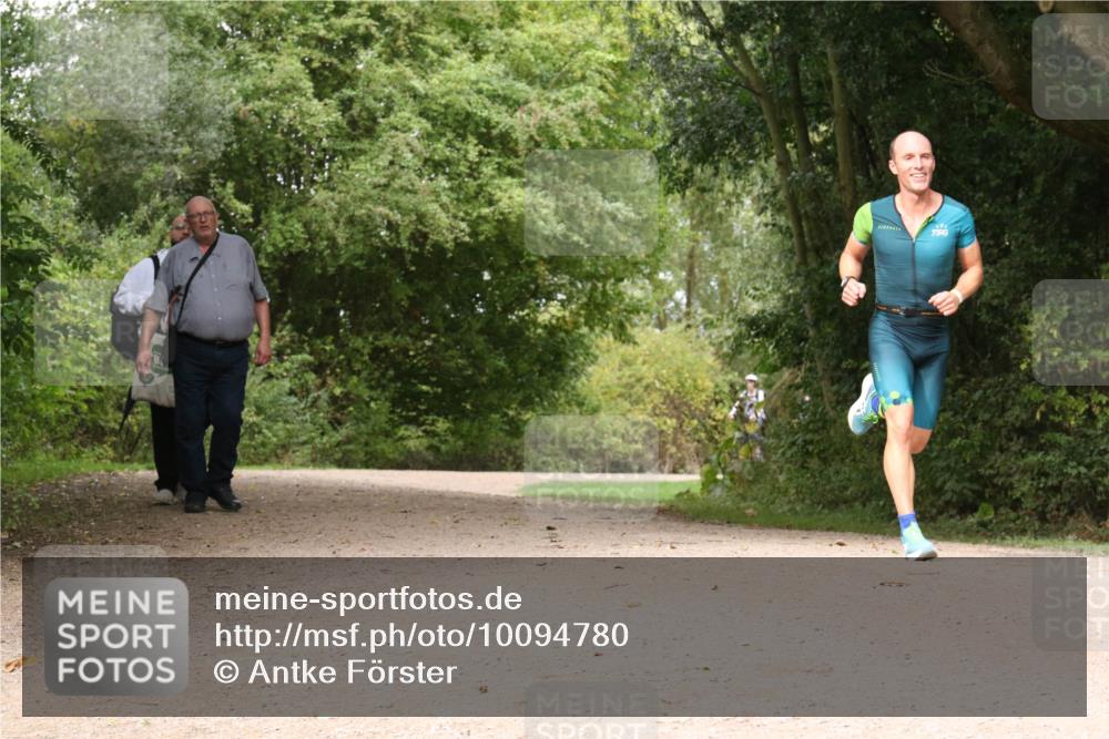 30.08.2026 - Elbe Triathlon Hamburg Antke Förster http://msf.ph/oto/10094780 30.08.2026 09:45:44 Laufen  meine-sportfotos.de