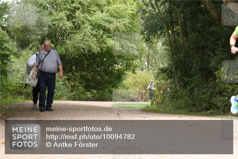 30.08.2026 - Elbe Triathlon Hamburg Antke Förster http://msf.ph/oto/10094782 30.08.2026 09:45:45 Laufen 201 meine-sportfotos.de