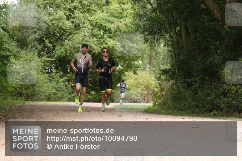 30.08.2026 - Elbe Triathlon Hamburg Antke Förster http://msf.ph/oto/10094790 30.08.2026 09:46:42 Laufen  meine-sportfotos.de