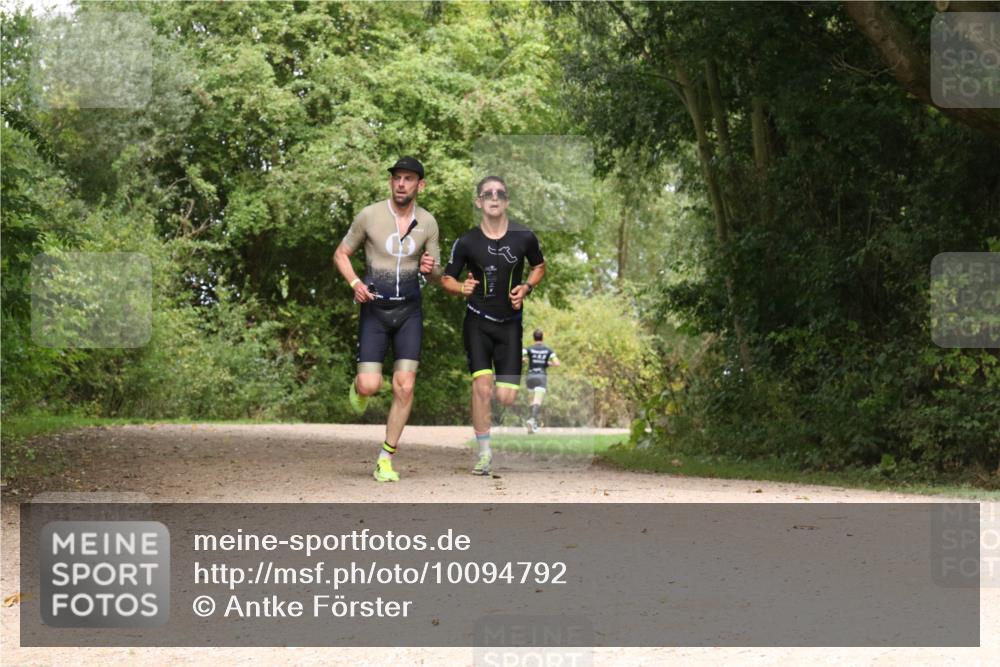 30.08.2026 - Elbe Triathlon Hamburg Antke Förster http://msf.ph/oto/10094792 30.08.2026 09:46:43 Laufen  meine-sportfotos.de