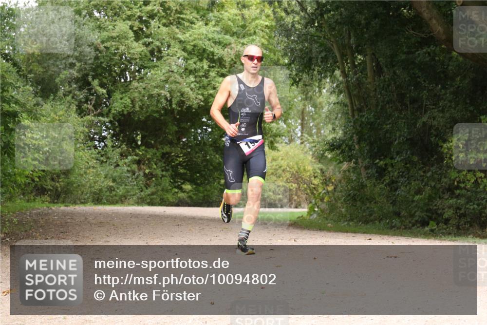 30.08.2026 - Elbe Triathlon Hamburg Antke Förster http://msf.ph/oto/10094802 30.08.2026 09:47:12 Laufen 19 meine-sportfotos.de