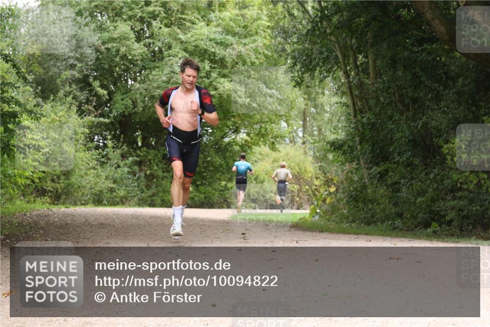 30.08.2026 - Elbe Triathlon Hamburg Antke Förster http://msf.ph/oto/10094822 30.08.2026 09:48:26 Laufen  meine-sportfotos.de