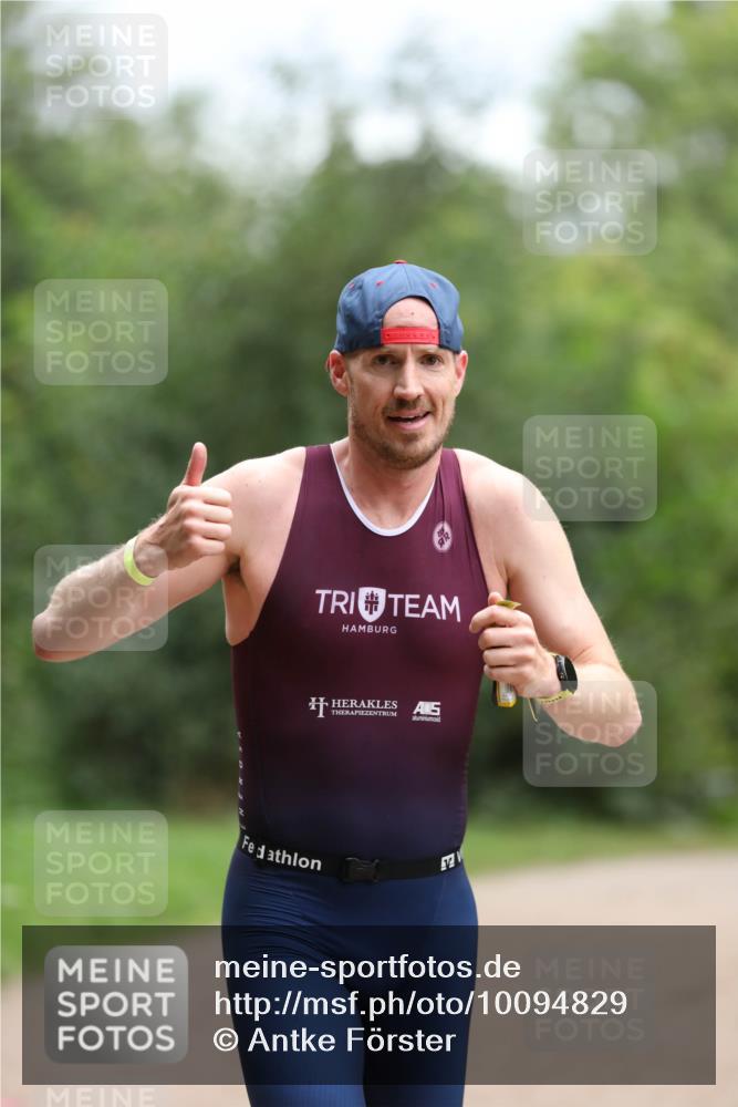 30.08.2026 - Elbe Triathlon Hamburg Antke Förster http://msf.ph/oto/10094829 30.08.2026 09:32:26 Laufen  meine-sportfotos.de