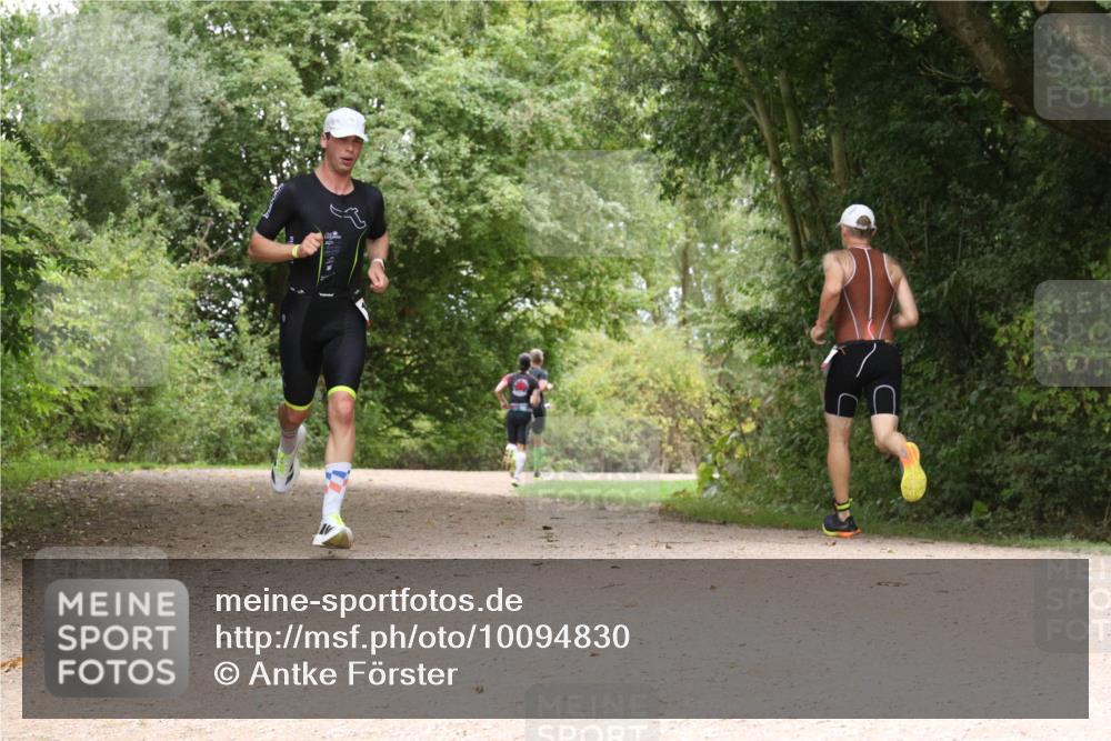 30.08.2026 - Elbe Triathlon Hamburg Antke Förster http://msf.ph/oto/10094830 30.08.2026 09:48:46 Laufen  meine-sportfotos.de