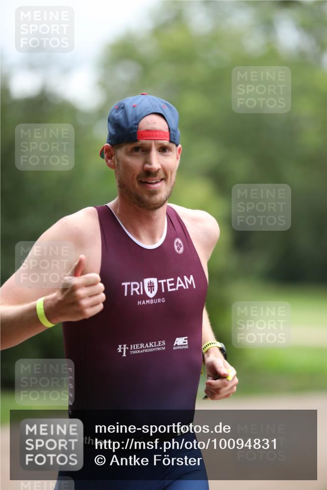 30.08.2026 - Elbe Triathlon Hamburg Antke Förster http://msf.ph/oto/10094831 30.08.2026 09:32:27 Laufen  meine-sportfotos.de