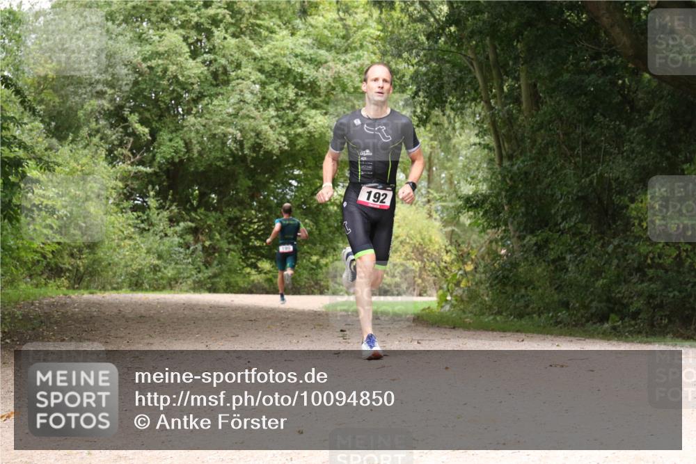 30.08.2026 - Elbe Triathlon Hamburg Antke Förster http://msf.ph/oto/10094850 30.08.2026 09:49:36 Laufen 192 meine-sportfotos.de