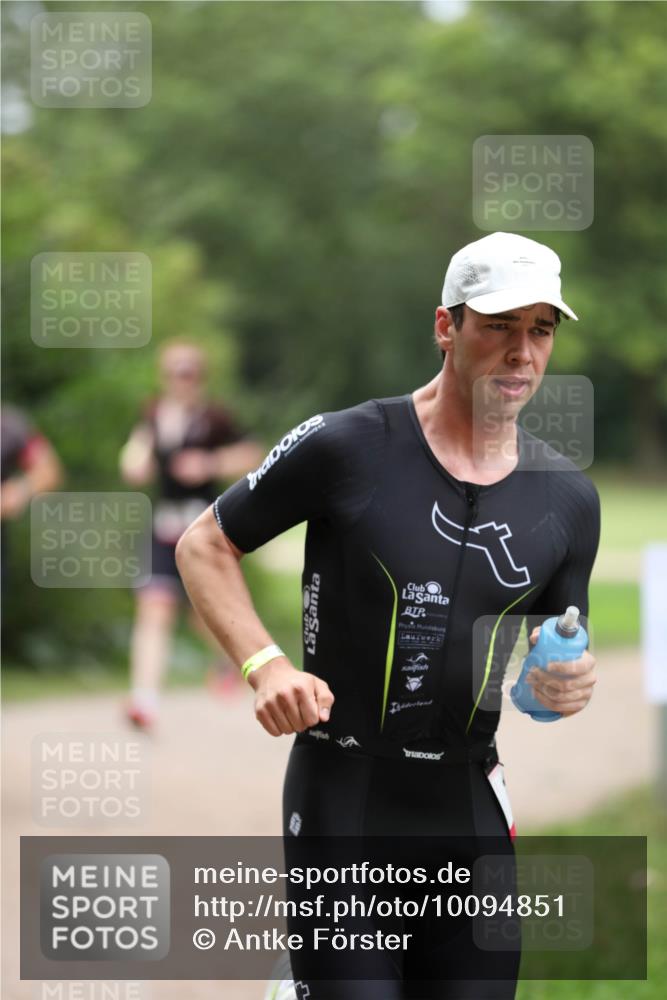 30.08.2026 - Elbe Triathlon Hamburg Antke Förster http://msf.ph/oto/10094851 30.08.2026 09:32:57 Laufen  meine-sportfotos.de