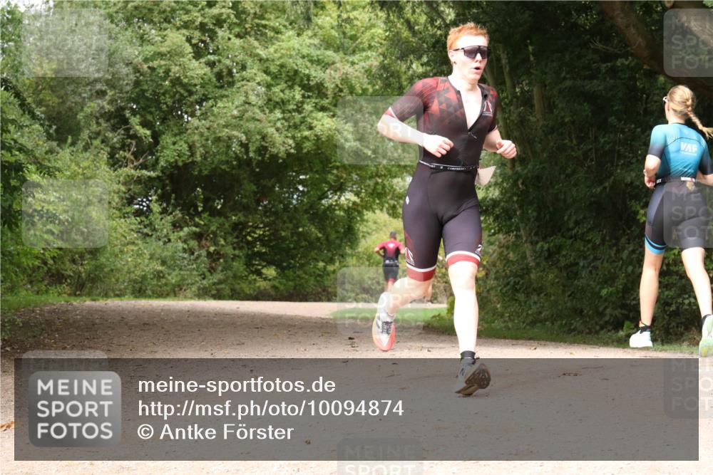 30.08.2026 - Elbe Triathlon Hamburg Antke Förster http://msf.ph/oto/10094874 30.08.2026 09:50:02 Laufen  meine-sportfotos.de