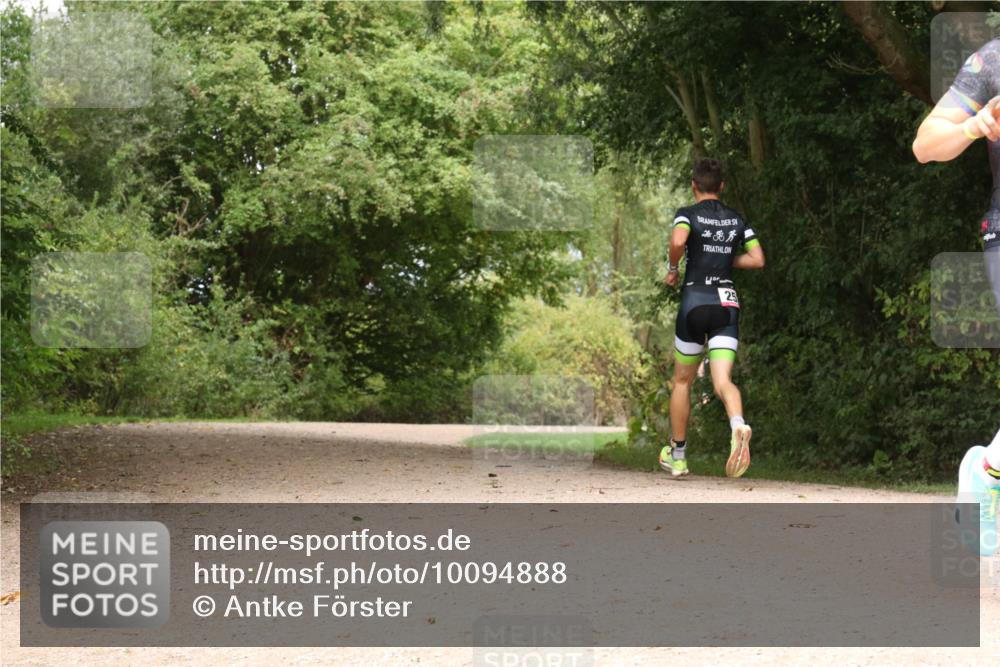 30.08.2026 - Elbe Triathlon Hamburg Antke Förster http://msf.ph/oto/10094888 30.08.2026 09:50:50 Laufen  meine-sportfotos.de