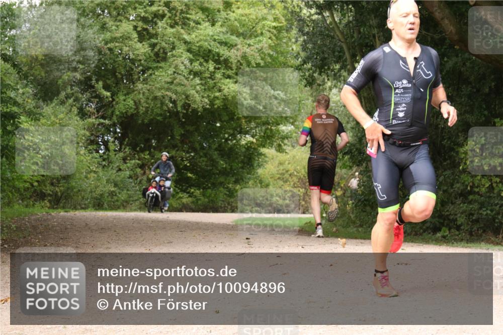 30.08.2026 - Elbe Triathlon Hamburg Antke Förster http://msf.ph/oto/10094896 30.08.2026 09:51:58 Laufen  meine-sportfotos.de
