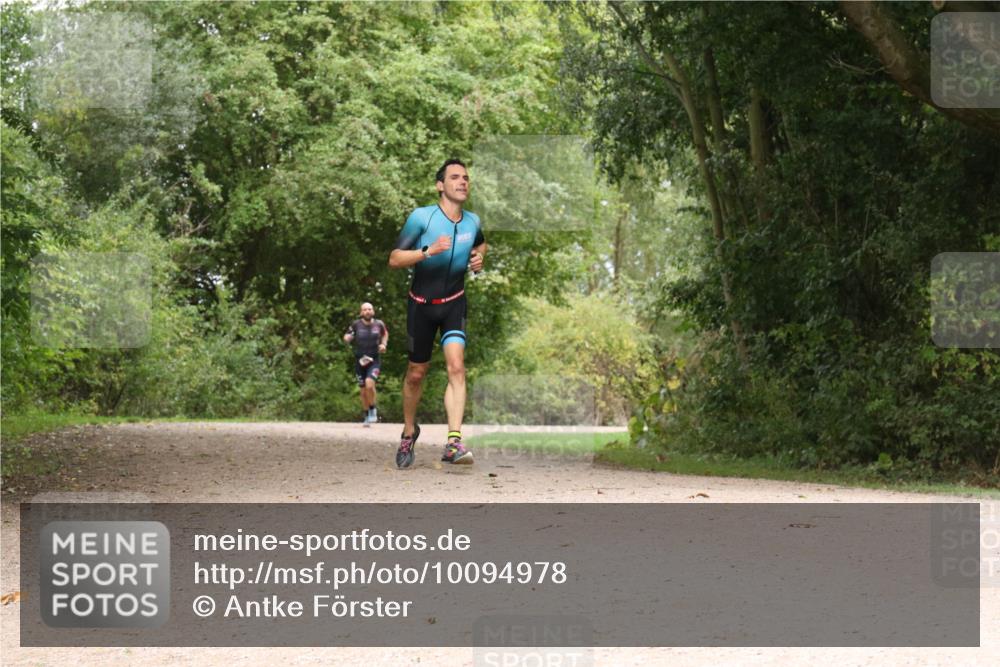 30.08.2026 - Elbe Triathlon Hamburg Antke Förster http://msf.ph/oto/10094978 30.08.2026 09:54:42 Laufen  meine-sportfotos.de