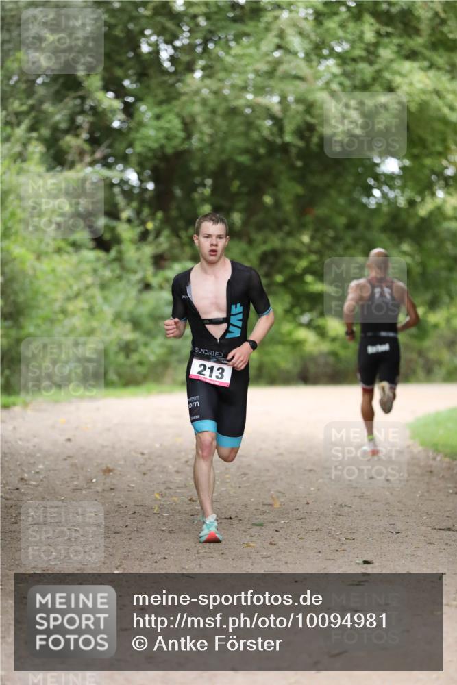 30.08.2026 - Elbe Triathlon Hamburg Antke Förster http://msf.ph/oto/10094981 30.08.2026 09:41:18 Laufen 213 meine-sportfotos.de