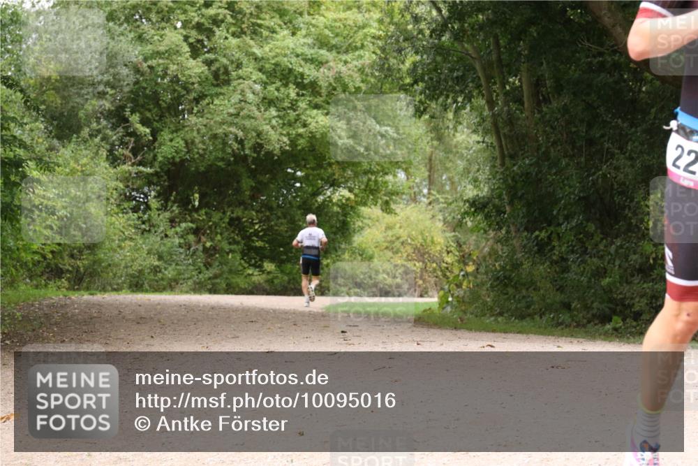 30.08.2026 - Elbe Triathlon Hamburg Antke Förster http://msf.ph/oto/10095016 30.08.2026 09:55:11 Laufen 22 meine-sportfotos.de