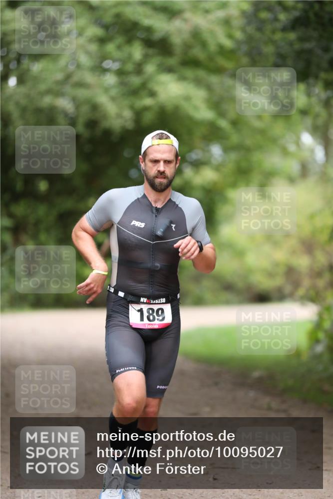 30.08.2026 - Elbe Triathlon Hamburg Antke Förster http://msf.ph/oto/10095027 30.08.2026 09:43:21 Laufen 189 meine-sportfotos.de