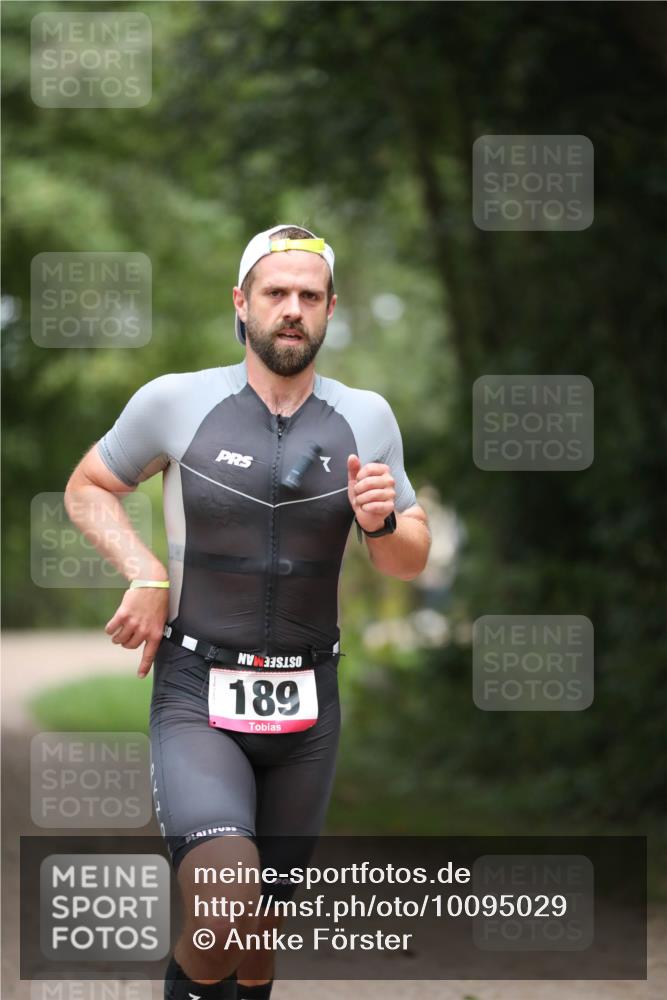 30.08.2026 - Elbe Triathlon Hamburg Antke Förster http://msf.ph/oto/10095029 30.08.2026 09:43:22 Laufen 189 meine-sportfotos.de