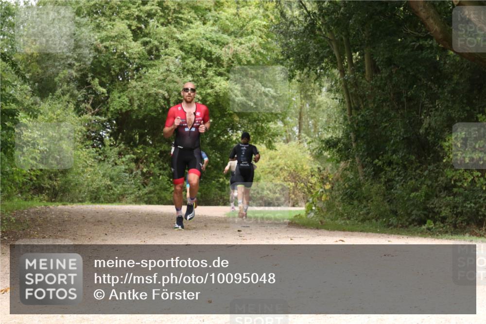 30.08.2026 - Elbe Triathlon Hamburg Antke Förster http://msf.ph/oto/10095048 30.08.2026 09:56:08 Laufen  meine-sportfotos.de