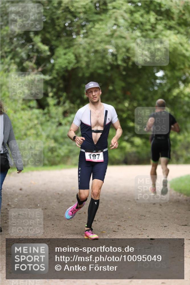 30.08.2026 - Elbe Triathlon Hamburg Antke Förster http://msf.ph/oto/10095049 30.08.2026 09:44:11 Laufen 0, 197 meine-sportfotos.de