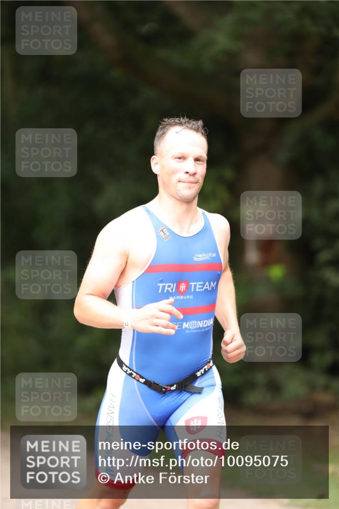 30.08.2026 - Elbe Triathlon Hamburg Antke Förster http://msf.ph/oto/10095075 30.08.2026 09:45:27 Laufen  meine-sportfotos.de