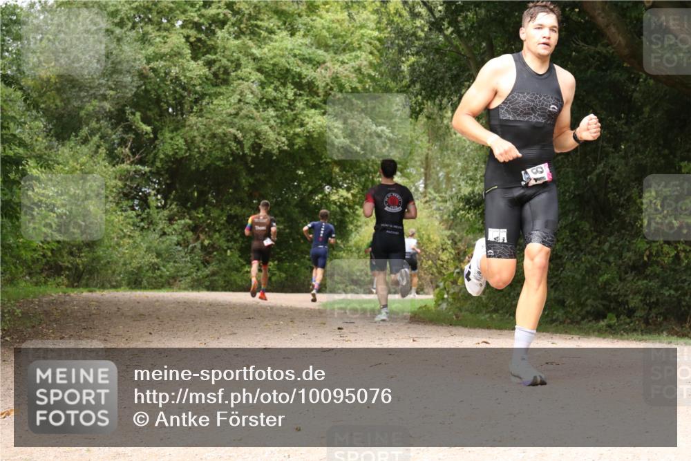 30.08.2026 - Elbe Triathlon Hamburg Antke Förster http://msf.ph/oto/10095076 30.08.2026 09:56:39 Laufen  meine-sportfotos.de