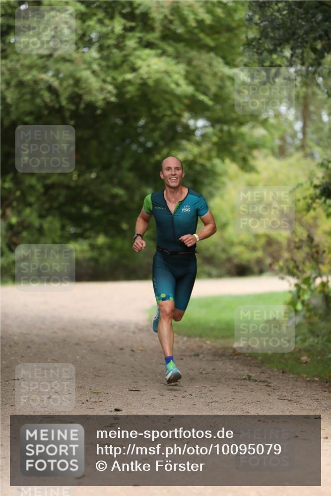 30.08.2026 - Elbe Triathlon Hamburg Antke Förster http://msf.ph/oto/10095079 30.08.2026 09:45:43 Laufen  meine-sportfotos.de