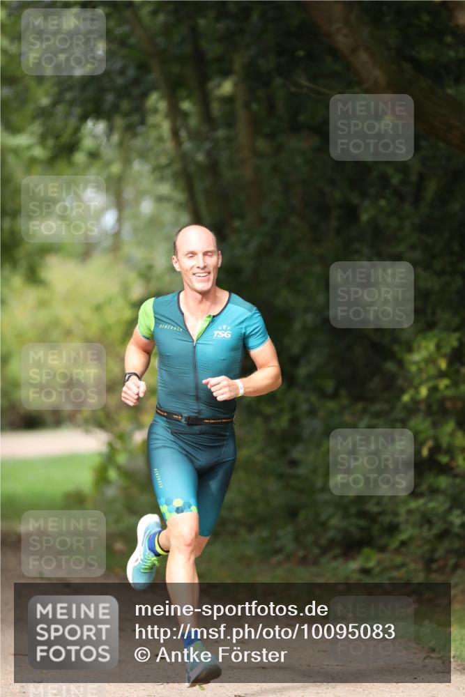 30.08.2026 - Elbe Triathlon Hamburg Antke Förster http://msf.ph/oto/10095083 30.08.2026 09:45:45 Laufen  meine-sportfotos.de