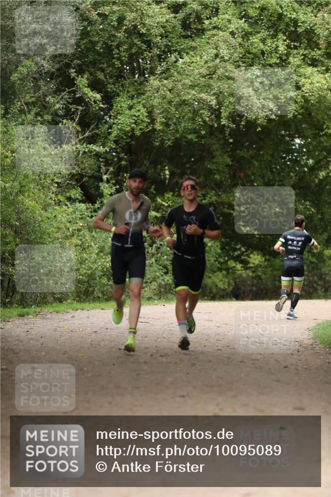 30.08.2026 - Elbe Triathlon Hamburg Antke Förster http://msf.ph/oto/10095089 30.08.2026 09:46:41 Laufen  meine-sportfotos.de