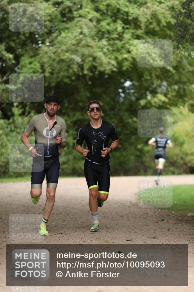 30.08.2026 - Elbe Triathlon Hamburg Antke Förster http://msf.ph/oto/10095093 30.08.2026 09:46:42 Laufen  meine-sportfotos.de