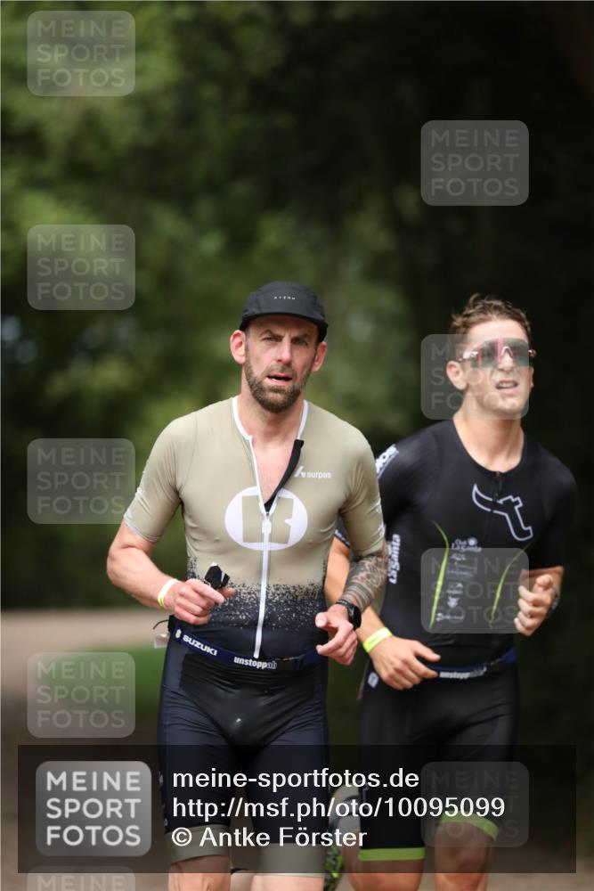 30.08.2026 - Elbe Triathlon Hamburg Antke Förster http://msf.ph/oto/10095099 30.08.2026 09:46:44 Laufen  meine-sportfotos.de