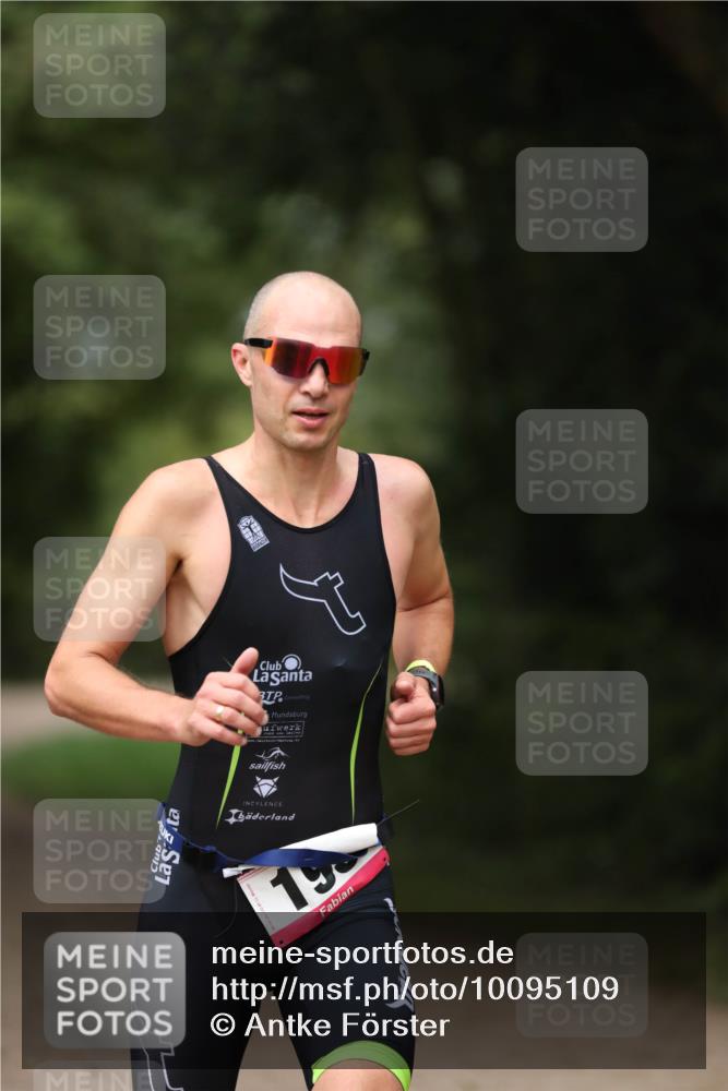30.08.2026 - Elbe Triathlon Hamburg Antke Förster http://msf.ph/oto/10095109 30.08.2026 09:47:13 Laufen 195 meine-sportfotos.de