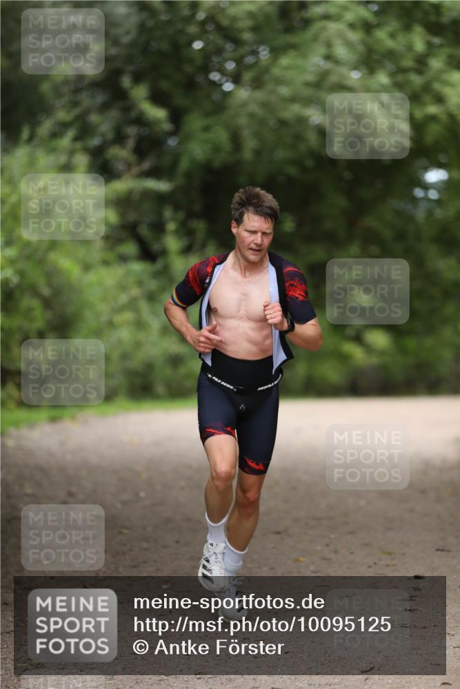 30.08.2026 - Elbe Triathlon Hamburg Antke Förster http://msf.ph/oto/10095125 30.08.2026 09:48:26 Laufen  meine-sportfotos.de