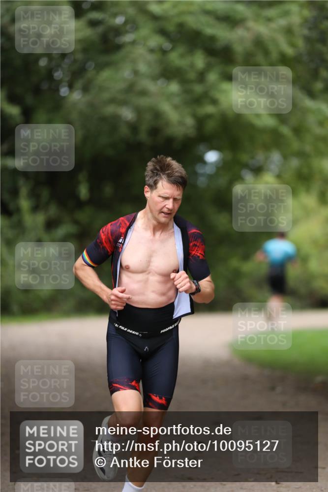 30.08.2026 - Elbe Triathlon Hamburg Antke Förster http://msf.ph/oto/10095127 30.08.2026 09:48:27 Laufen  meine-sportfotos.de
