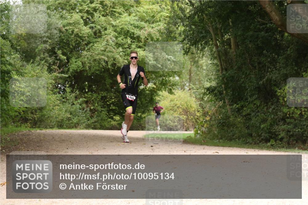 30.08.2026 - Elbe Triathlon Hamburg Antke Förster http://msf.ph/oto/10095134 30.08.2026 09:58:11 Laufen 194 meine-sportfotos.de