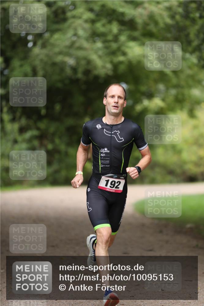 30.08.2026 - Elbe Triathlon Hamburg Antke Förster http://msf.ph/oto/10095153 30.08.2026 09:49:36 Laufen 192 meine-sportfotos.de