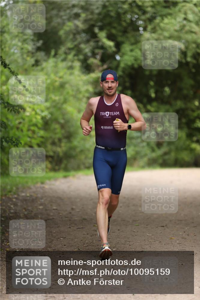 30.08.2026 - Elbe Triathlon Hamburg Antke Förster http://msf.ph/oto/10095159 30.08.2026 09:49:52 Laufen  meine-sportfotos.de