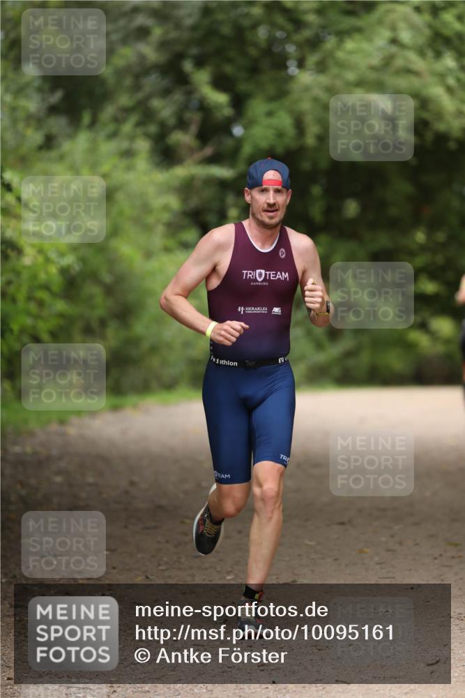 30.08.2026 - Elbe Triathlon Hamburg Antke Förster http://msf.ph/oto/10095161 30.08.2026 09:49:52 Laufen  meine-sportfotos.de