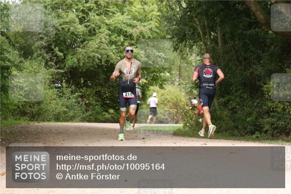 30.08.2026 - Elbe Triathlon Hamburg Antke Förster http://msf.ph/oto/10095164 30.08.2026 09:59:01 Laufen 218, 919 meine-sportfotos.de