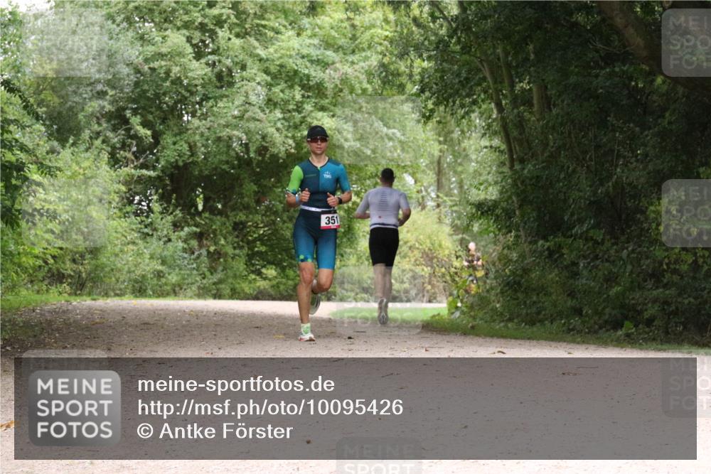 30.08.2026 - Elbe Triathlon Hamburg Antke Förster http://msf.ph/oto/10095426 30.08.2026 10:06:05 Laufen 351 meine-sportfotos.de