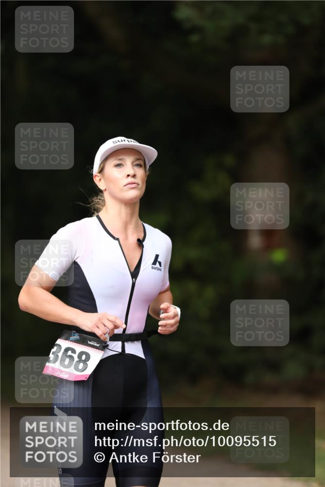 30.08.2026 - Elbe Triathlon Hamburg Antke Förster http://msf.ph/oto/10095515 30.08.2026 10:00:47 Laufen 368 meine-sportfotos.de