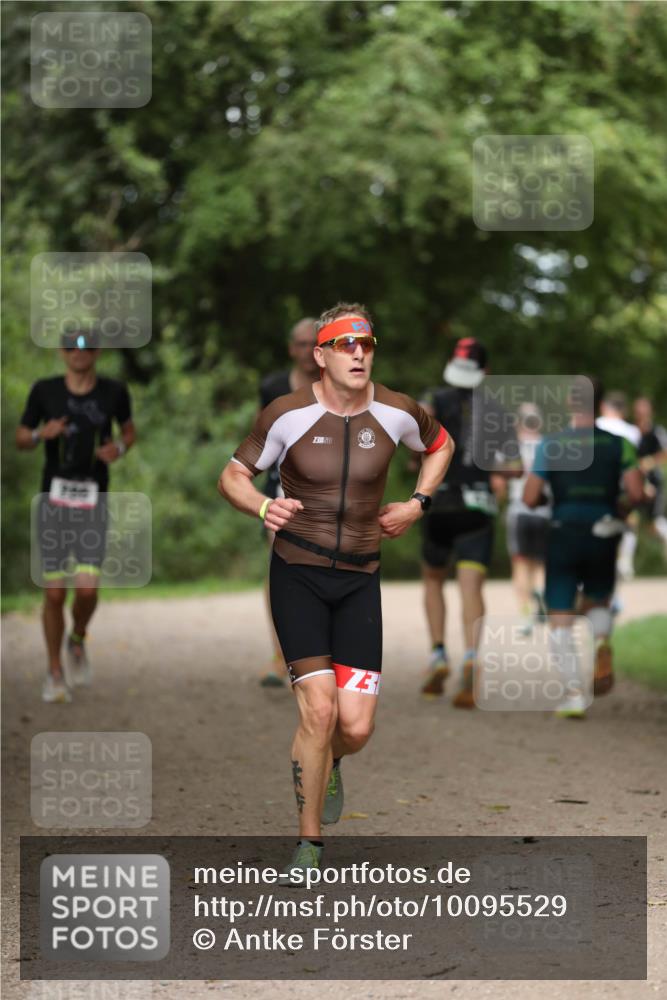 30.08.2026 - Elbe Triathlon Hamburg Antke Förster http://msf.ph/oto/10095529 30.08.2026 10:01:24 Laufen 2010, 3, 30 meine-sportfotos.de