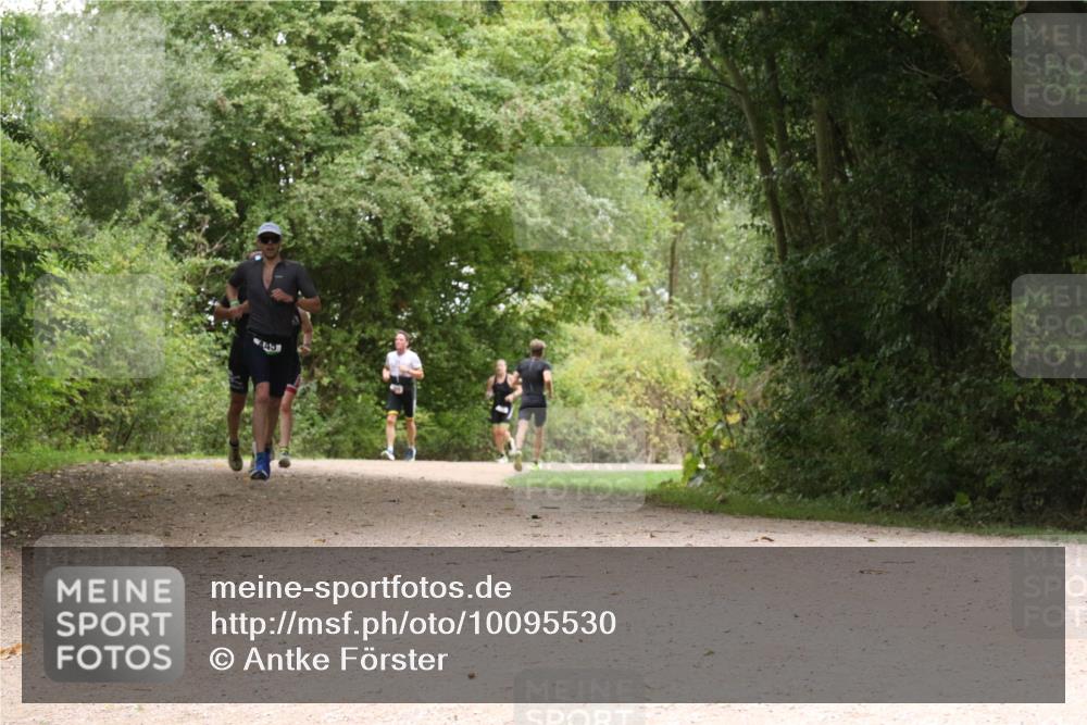 30.08.2026 - Elbe Triathlon Hamburg Antke Förster http://msf.ph/oto/10095530 30.08.2026 10:07:44 Laufen 145 meine-sportfotos.de