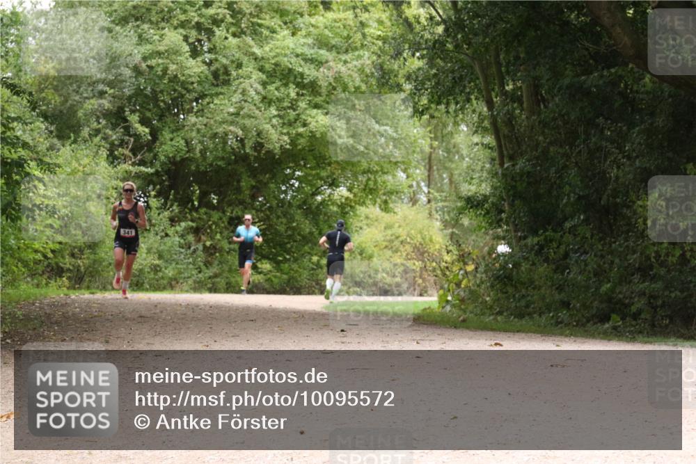 30.08.2026 - Elbe Triathlon Hamburg Antke Förster http://msf.ph/oto/10095572 30.08.2026 10:08:08 Laufen 341 meine-sportfotos.de